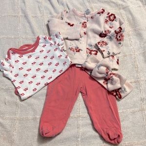 4 piece set size 3-6 months